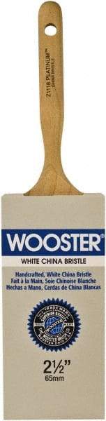 Wooster Brush - 2-1/2" Flat Hog Varnish Brush - 2-15/16" Bristle Length, 5-1/8" Maple Dowel Handle - Eagle Tool & Supply